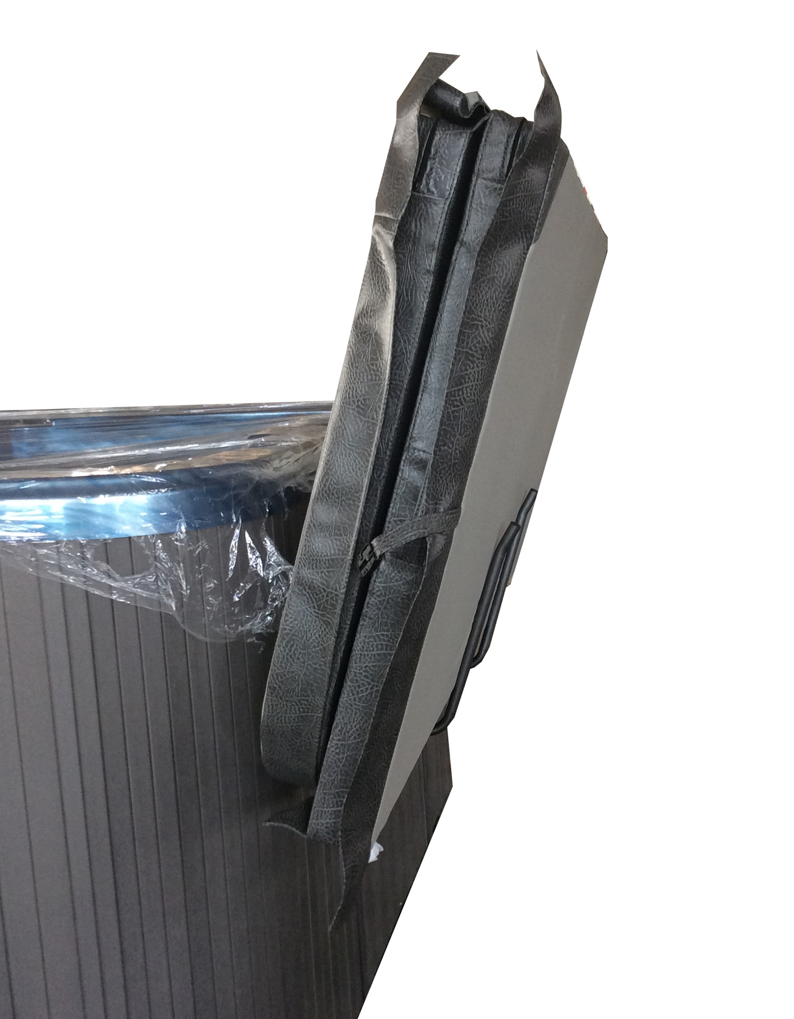 Coverlifter Outdoor Spa mit Gaslift